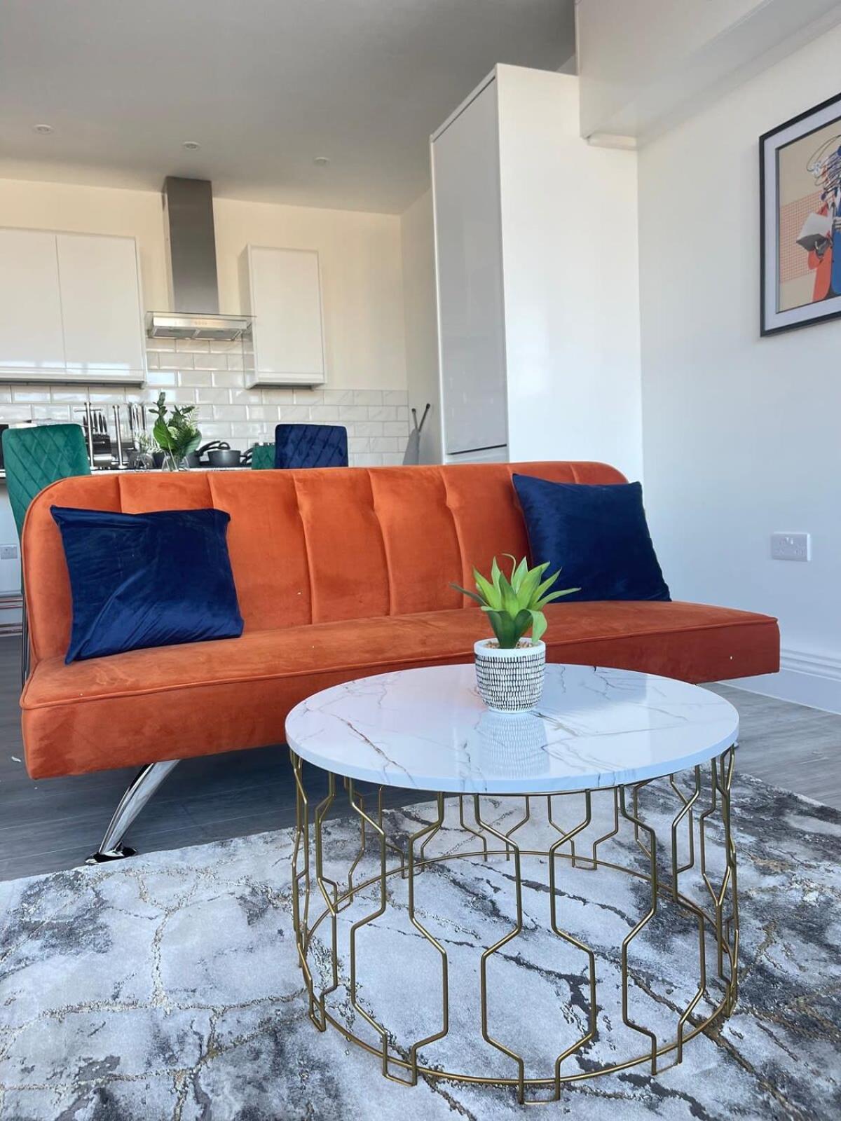 1 Bedroom Apartment - Flitwick - Contractor Friendly - Tourist Ready - Full Kitchen - Wifi - Smart Tv - Sofa Bed - Free Parking - Ideal For Short Or Long Stays Екстериор снимка